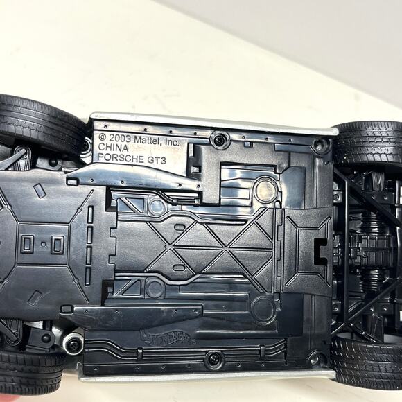 Mattel 2003 Porsche GT3 Diecast Model in Silver Hotwheels - Picture 9 of 10